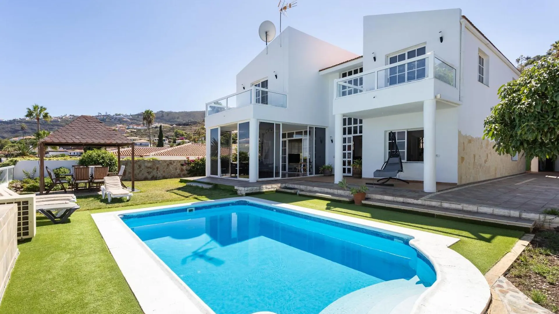 Holiday home Fantastic Home With Amazing Sea Views Puntillo Del Sol Spain